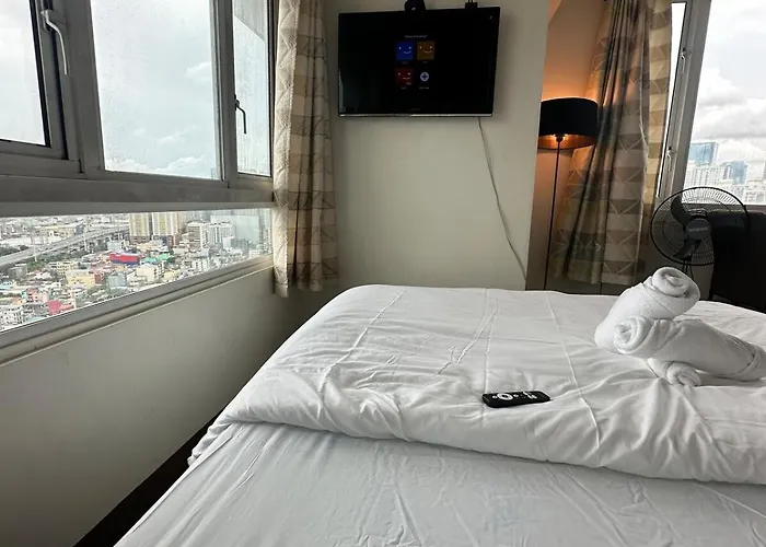 Next Abode Modern At Thebeaconmakatiroces Apartment *